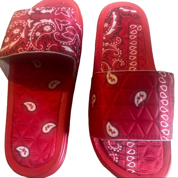 Flip Flops 🩴 - Picture 3 of 4